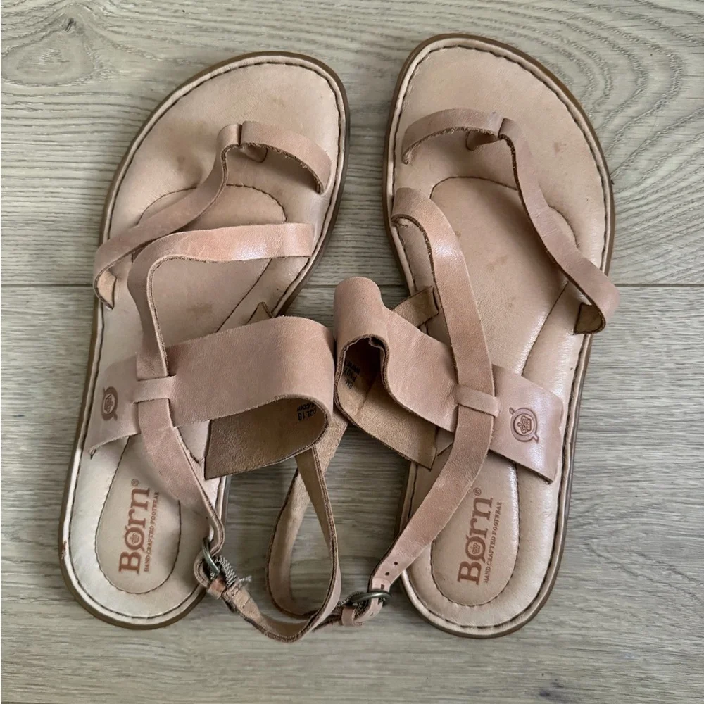 Born Tan Leather Sandals size 8 - Picture 1 of 3